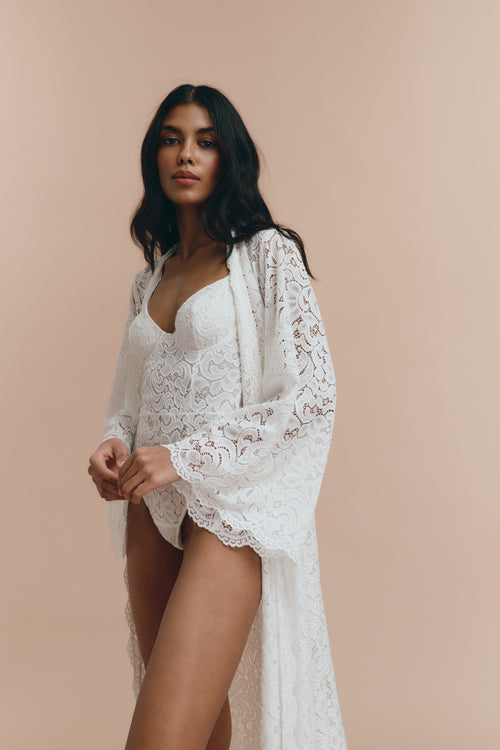 Daniella - Long lace robe