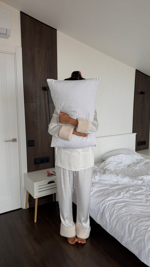 Carla pjs - White with pants