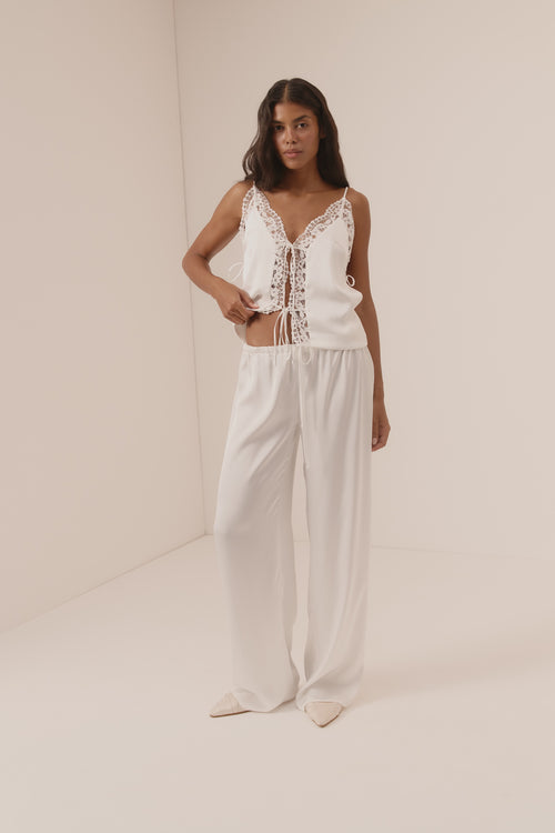 Lucy - White short top with pants